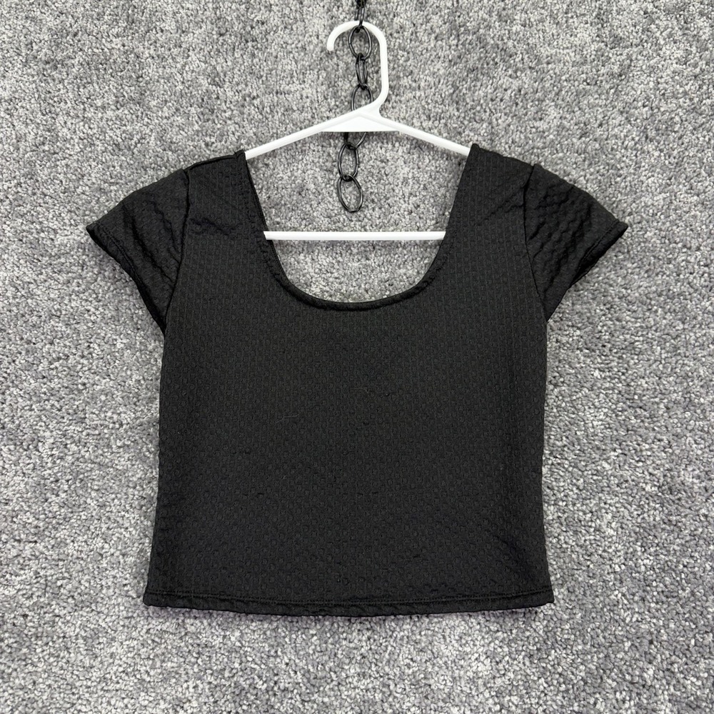 Love Fire Shirt Juniors XS Black Textured Scoop Neck Cropped Tee Summer Casual